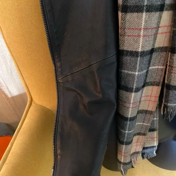 J Brand Leather Vest - Picture 10 of 11